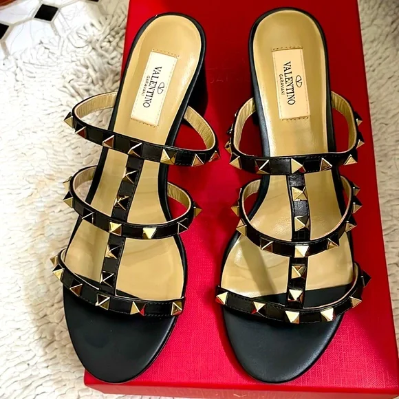 VALENTINO ROCKSTUD CAGED 60 LEATHER SANDAL - Picture 2 of 4